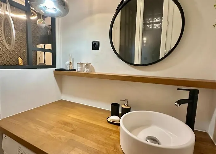 T2 Apartment Nizza